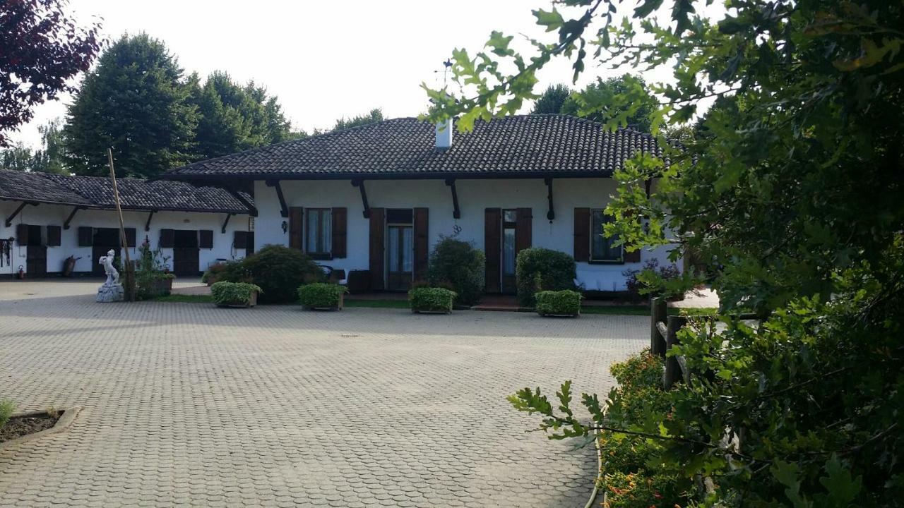 Scuderia 100 Pertiche Villa Villanterio Exterior photo